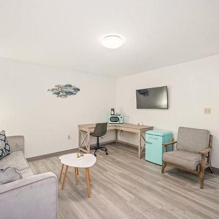 Founder'S Brook Motel And Suites Portsmouth Esterno foto