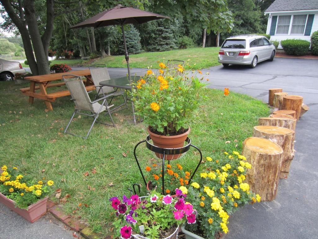 Founder'S Brook Motel And Suites Portsmouth Esterno foto
