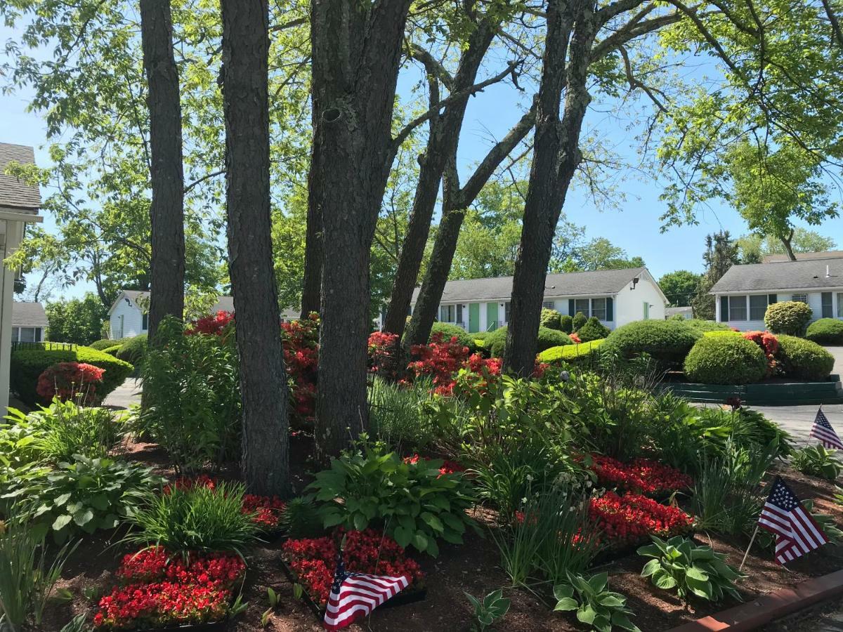 Founder'S Brook Motel And Suites Portsmouth Esterno foto